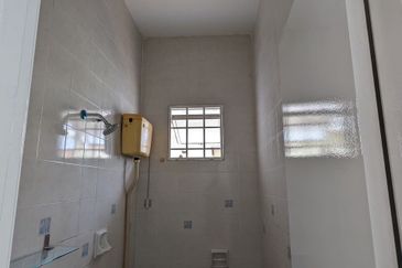 Jalan Setia Impian U13/5P