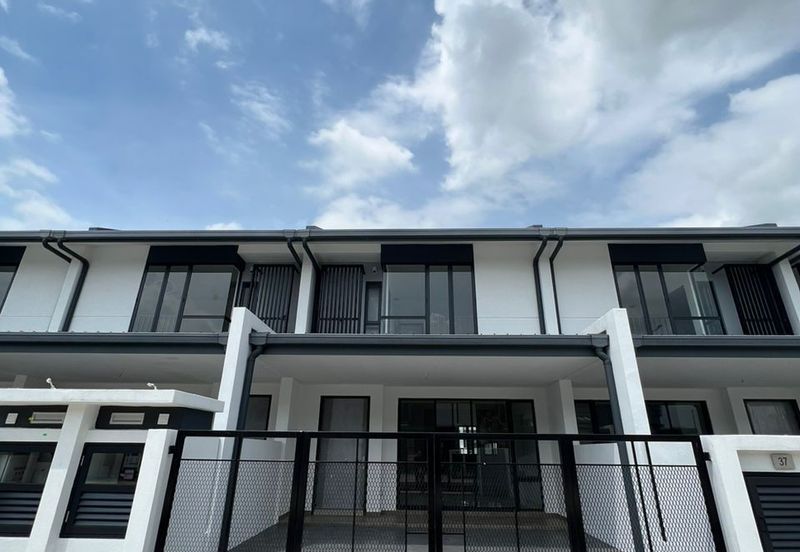 Nadira 3 @ Bukit Raja