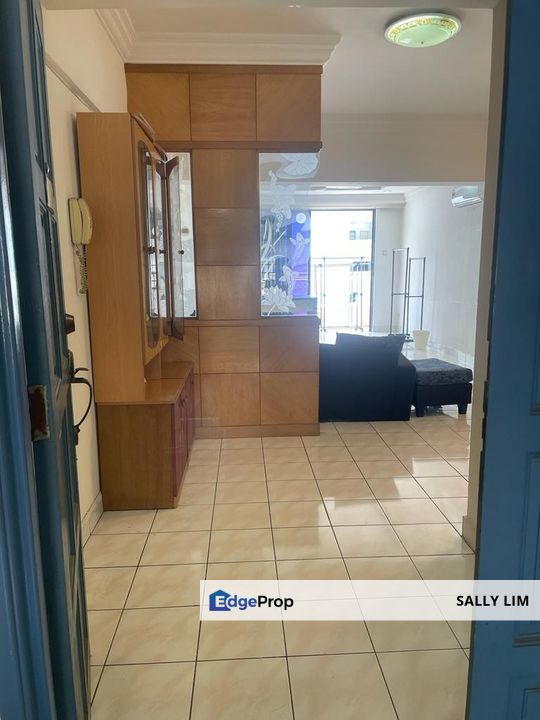 Super Cheap Vista Komanwel B Condo For S A L E, Prime Location, Kuala Lumpur, Bukit Jalil