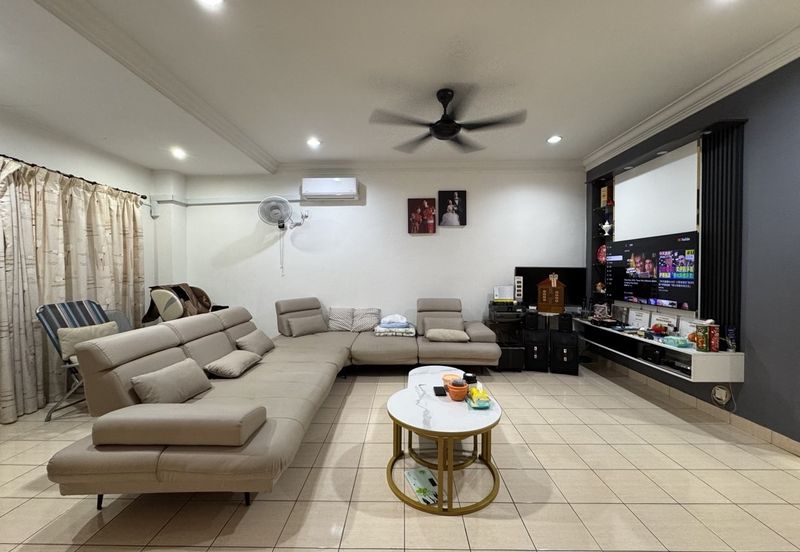 Pusat Bandar Putra Permai