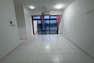 Seri Austin Luxury Apartment