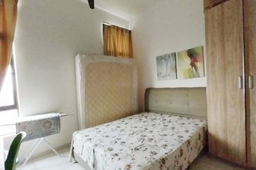 D'Summit Residences @ Kempas Utama