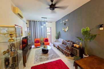 Prima Regency (Kensington Court)