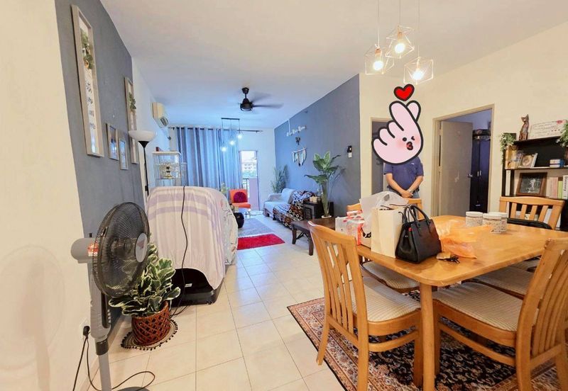 Prima Regency (Kensington Court)