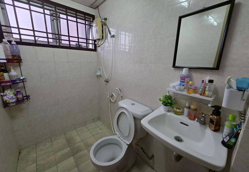 Prima Regency (Kensington Court)