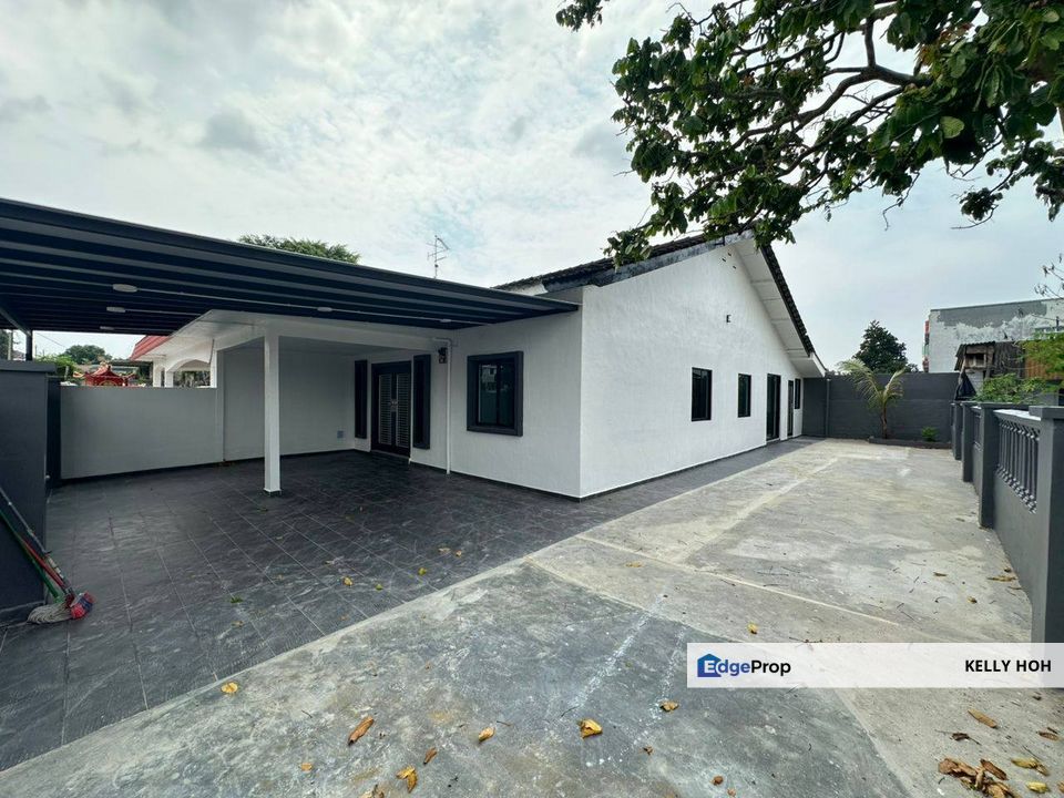 Jalan Bunga Kekwa, Taman Bunga Raya, Masai Johor, Single Storey Semi-D, 4 Rooms 2 Bath, Freehold, Non-Bumi Lot, For Sale , Johor, Masai