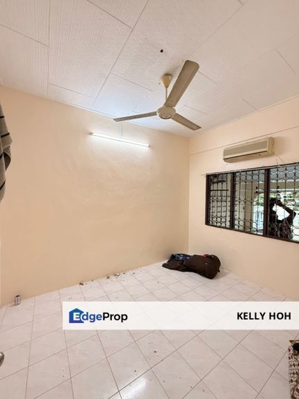 Jalan Bentara, Ungku Tun Aminah Skudai Johor, Single Storey House, 3 Rooms 2 Bath, Partial Furnished, For Rent , Johor, Skudai