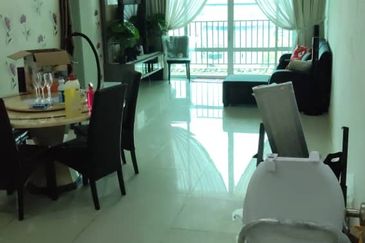 Dedaun Hijau (Greenfield Regency)