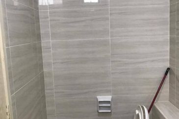 D'Summit Residences @ Kempas Utama