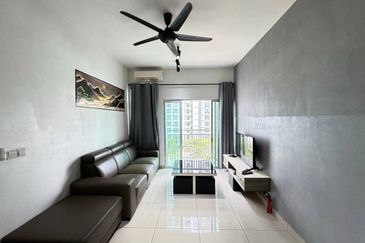 Meridin Bayvue Apartment