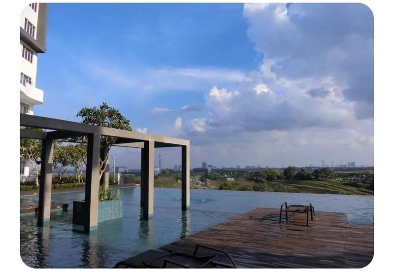 Centra Residences @ Nasa City