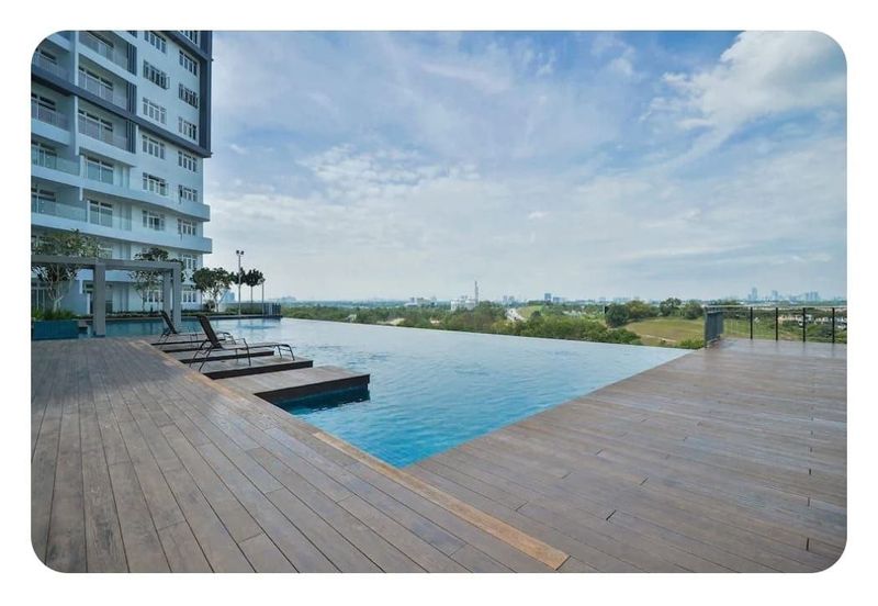 Centra Residences @ Nasa City