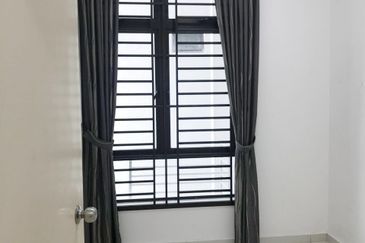 D'Summit Residences @ Kempas Utama