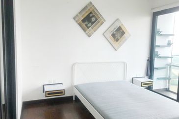 Almas @ Puteri Harbour