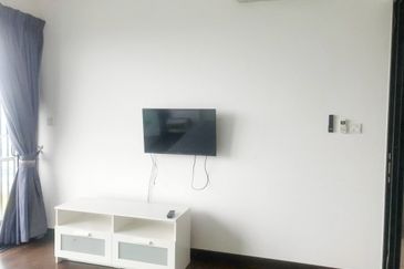 Almas @ Puteri Harbour