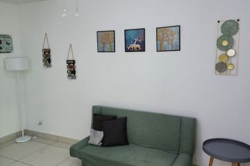 Almas Suites @ Puteri Harbour