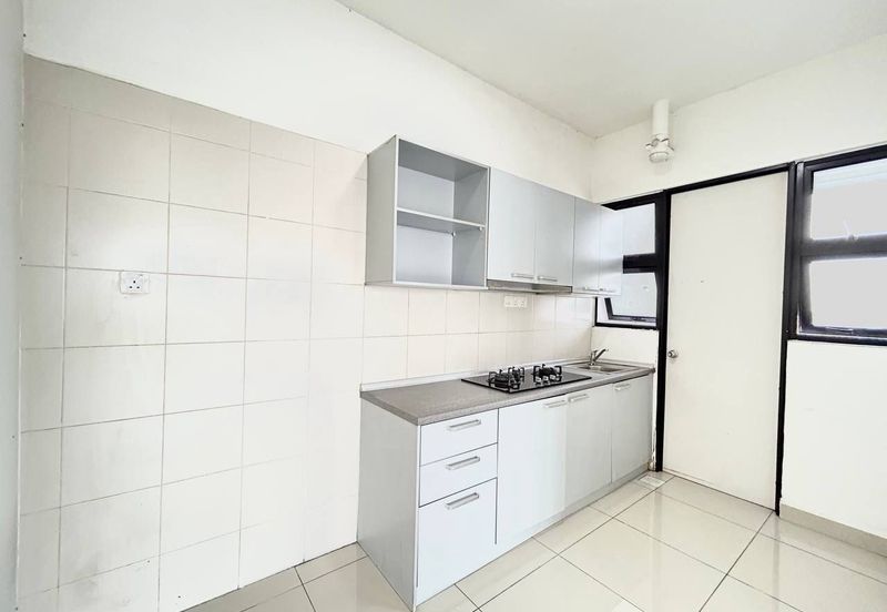 Dedaun Hijau (Greenfield Regency)