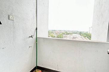 Dedaun Hijau (Greenfield Regency)