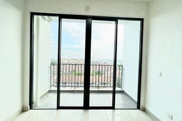 Dedaun Hijau (Greenfield Regency)