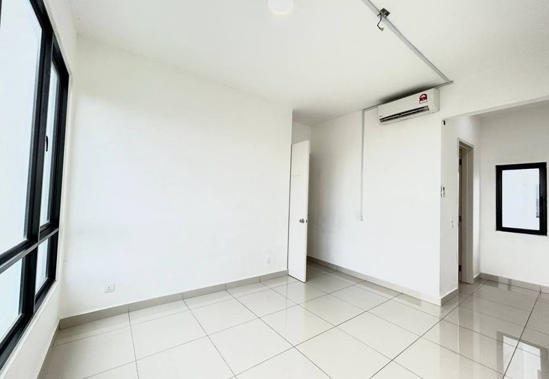 Dedaun Hijau (Greenfield Regency)