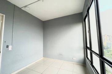 Dedaun Hijau (Greenfield Regency)