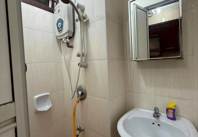 Sri Samudera Seaview Residence Suites