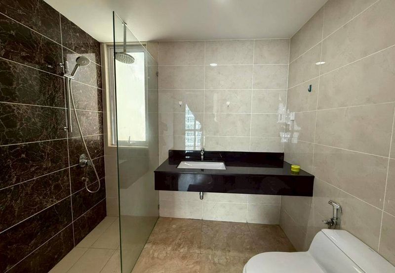 Paradiso Nuova Medini