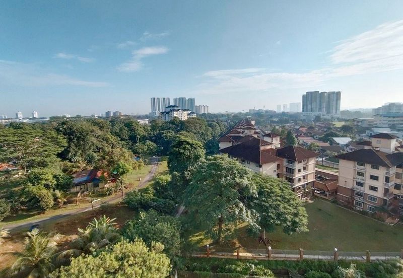 Seasons Luxury Apartments @ Amara Larkin