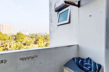 Seasons Luxury Apartments @ Amara Larkin