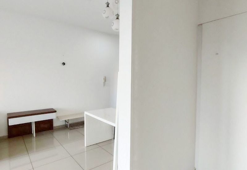 Seasons Luxury Apartments @ Amara Larkin