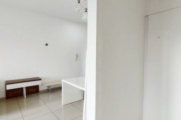 Seasons Luxury Apartments @ Amara Larkin