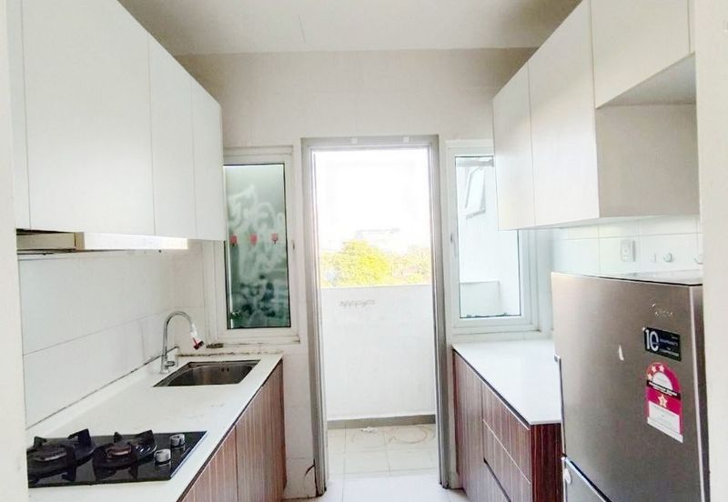 Seasons Luxury Apartments @ Amara Larkin