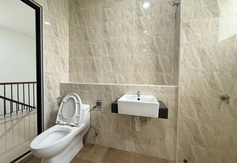 The Straits View Residences