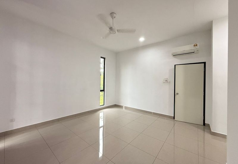 The Straits View Residences