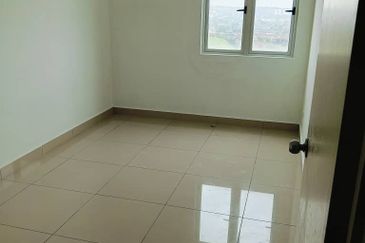 Meridin Bayvue Apartment