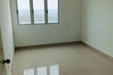 Meridin Bayvue Apartment