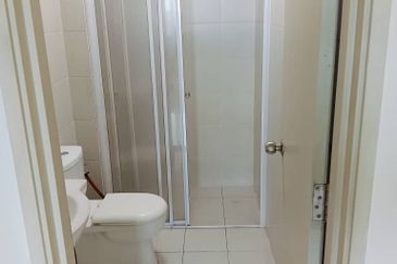 Meridin Bayvue Apartment