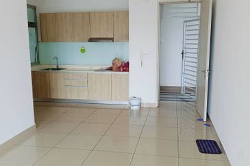 Meridin Bayvue Apartment