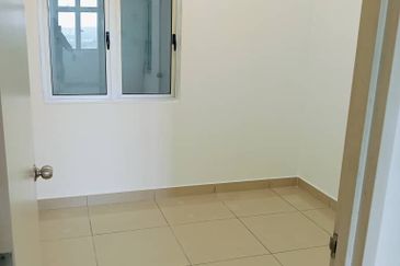 Meridin Bayvue Apartment