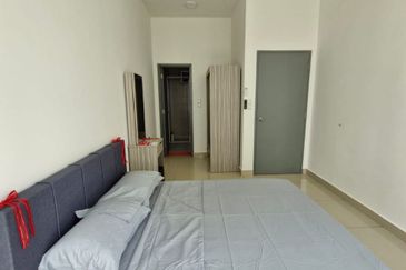 Meridin Bayvue Apartment