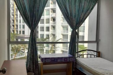 Dedaun Hijau (Greenfield Regency)