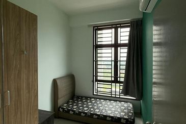 D'Summit Residences @ Kempas Utama