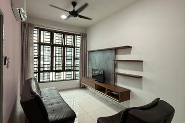 D'Summit Residences @ Kempas Utama