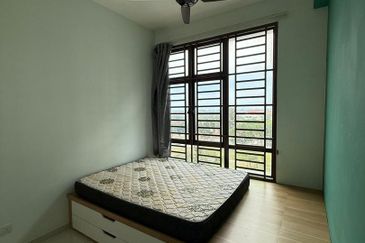 D'Summit Residences @ Kempas Utama