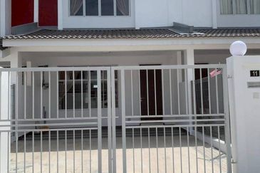 Erica @ Meridin East