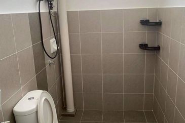 Erica @ Meridin East