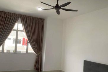 Erica @ Meridin East