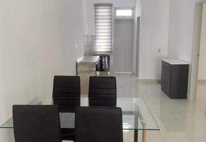 Erica @ Meridin East