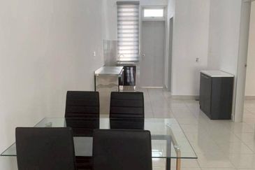 Erica @ Meridin East