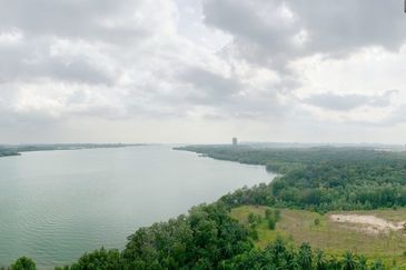 Puteri Cove Residences